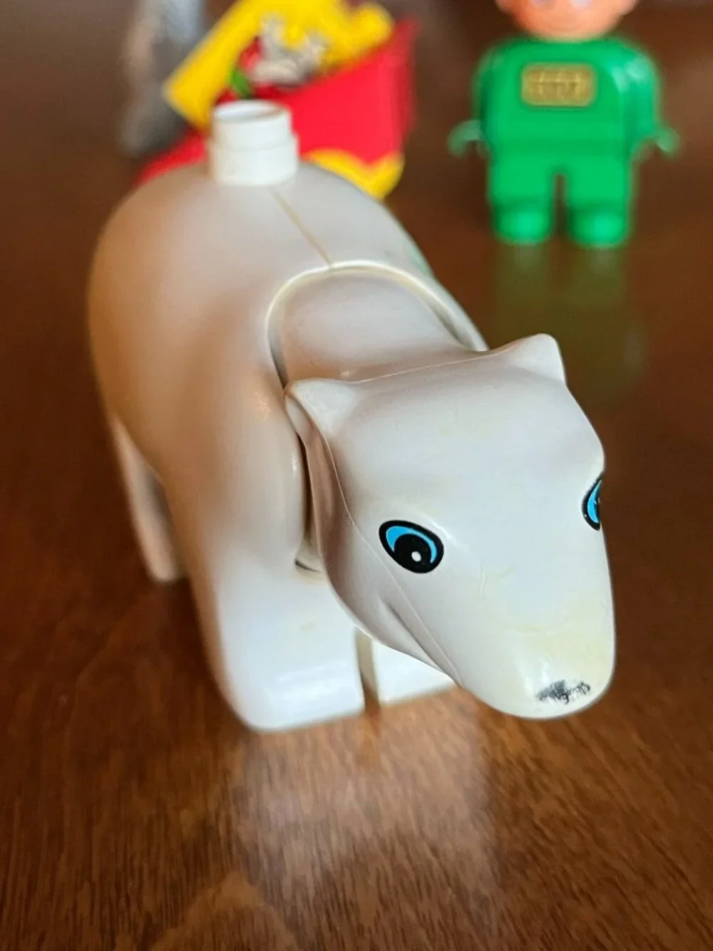 Duplo vintage zookeeper and arctic animals